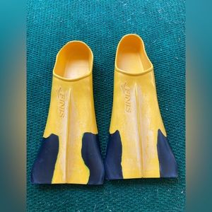 FINIS Zoomers Swim Fins Male Large